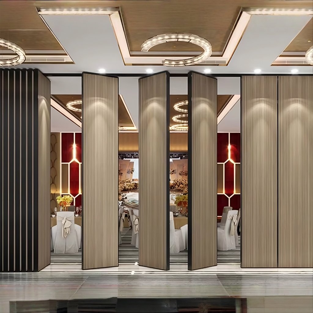 Proyek Partisi Ballroom Hotel HPL Woodgrain